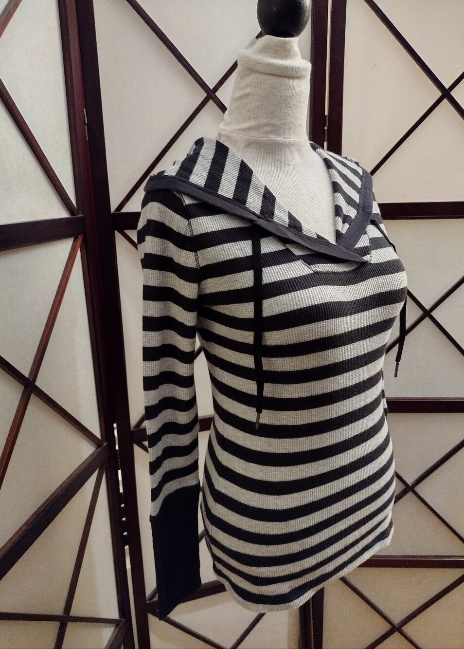 Calvin Klein Performance Black & Gray Stripe Waffle V-Neck Hoodie - Small